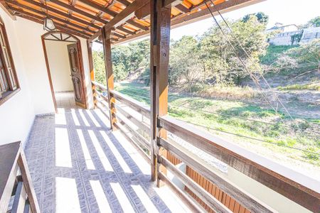 Casa para alugar com 1120m², 3 quartos e 2 vagas Casa para alugar com 1120m², 3 quartos e 2 vagasVaranda