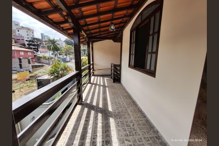 Casa para alugar com 110m², 3 quartos e 2 vagas