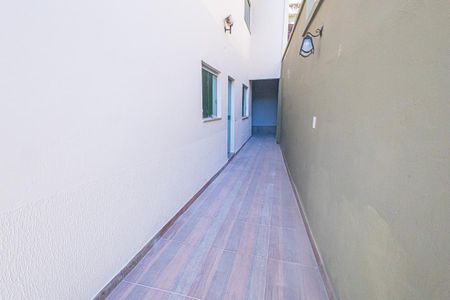 Casa para alugar com 110m², 3 quartos e 2 vagas Casa para alugar com 110m², 3 quartos e 2 vagasCorredor