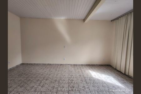 Casa para alugar com 110m², 3 quartos e 2 vagas