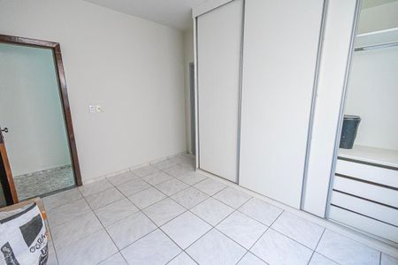 Casa para alugar com 110m², 3 quartos e 2 vagas Casa para alugar com 110m², 3 quartos e 2 vagasSuíte