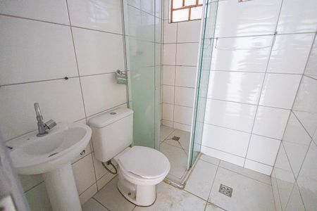 Casa para alugar com 110m², 3 quartos e 2 vagas Casa para alugar com 110m², 3 quartos e 2 vagasBanheiro social