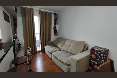 Sala de apartamento para alugar com 2 quartos, 51m² em Parque Imperial, Ferraz de Vasconcelos