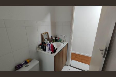 Apartamento para alugar com 51m², 2 quartos e 1 vaga Apartamento para alugar com 51m², 2 quartos e 1 vagaBanheiro