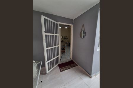 Casa para alugar com 136m², 2 quartos e 4 vagas Casa para alugar com 136m², 2 quartos e 4 vagasEntrada