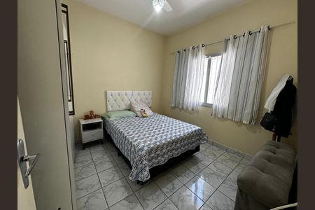 Quarto de casa para alugar com 2 quartos, 136m² em Vila Caiçara, Praia Grande