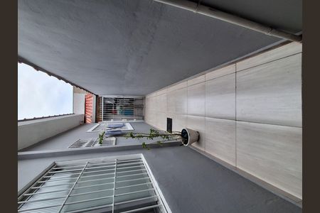 Casa para alugar com 136m², 2 quartos e 4 vagas Casa para alugar com 136m², 2 quartos e 4 vagasVaranda
