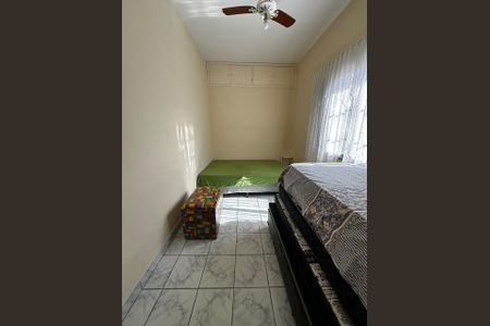 Quarto de casa para alugar com 2 quartos, 136m² em Vila Caiçara, Praia Grande