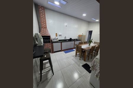 Cozinha de casa para alugar com 2 quartos, 136m² em Vila Caiçara, Praia Grande