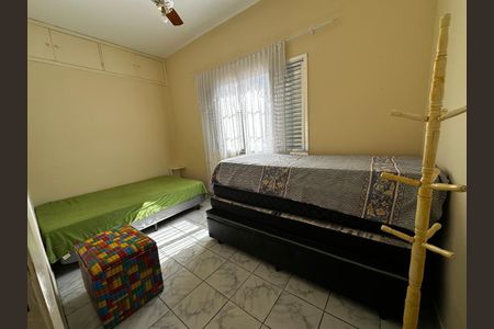 Quarto de casa para alugar com 2 quartos, 136m² em Vila Caiçara, Praia Grande