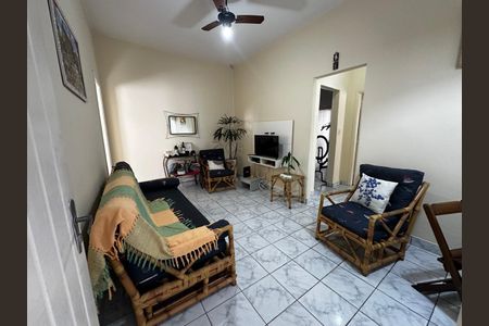 Sala de casa para alugar com 2 quartos, 136m² em Vila Caiçara, Praia Grande