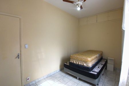 Quarto 2 de casa para alugar com 2 quartos, 136m² em Vila Caiçara, Praia Grande