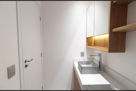 Apartamento à venda com 68m², 2 quartos e 1 vagaBanheiro Social