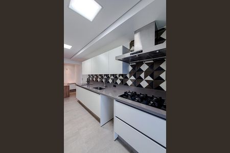 Apartamento à venda com 167m², 3 quartos e 3 vagas Apartamento à venda com 167m², 3 quartos e 3 vagasCozinha