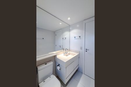 Apartamento à venda com 167m², 3 quartos e 3 vagas Apartamento à venda com 167m², 3 quartos e 3 vagasBanheiro da Suíte
