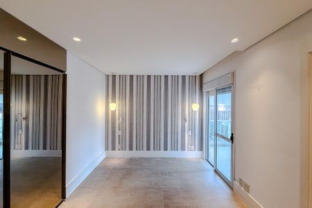 Apartamento à venda com 167m², 3 quartos e 3 vagas Apartamento à venda com 167m², 3 quartos e 3 vagasQuarto 3 - Suíte