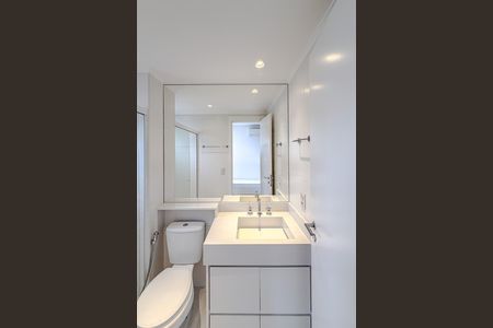 Apartamento à venda com 167m², 3 quartos e 3 vagas Apartamento à venda com 167m², 3 quartos e 3 vagasBanheiro da Suíte 1