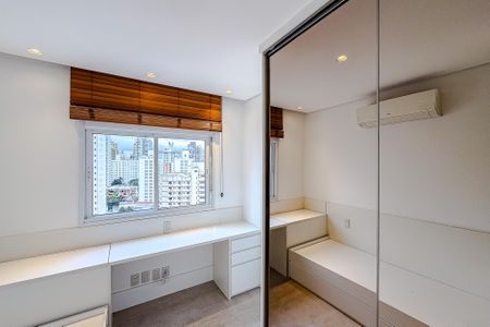 Apartamento à venda com 167m², 3 quartos e 3 vagas Apartamento à venda com 167m², 3 quartos e 3 vagasQuarto 1 - Suíte