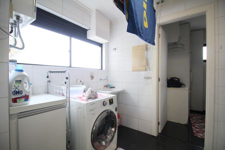 Apartamento para alugar com 380m², 4 quartos e 4 vagasÁrea de Serviço