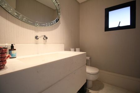 Apartamento para alugar com 380m², 4 quartos e 4 vagasLavabo