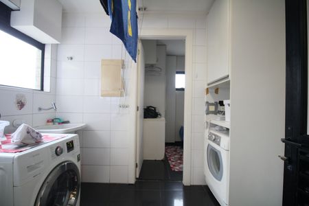 Apartamento para alugar com 380m², 4 quartos e 4 vagasÁrea de Serviço