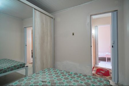 Casa para alugar com 130m², 2 quartos e 2 vagasQuarto 1