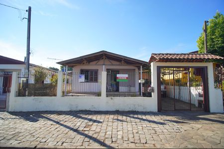 Casa para alugar com 130m², 2 quartos e 2 vagasFachada