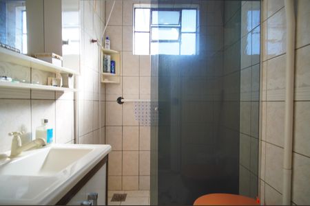 Casa para alugar com 130m², 2 quartos e 2 vagasBanheiro 1