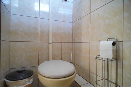 Casa para alugar com 130m², 2 quartos e 2 vagasBanheiro 2