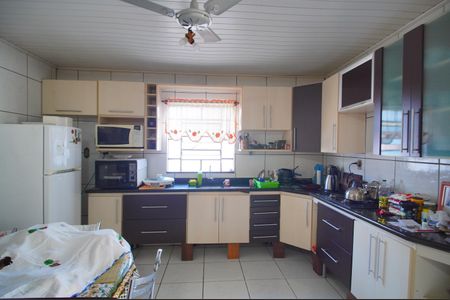Casa para alugar com 130m², 2 quartos e 2 vagascozinha 