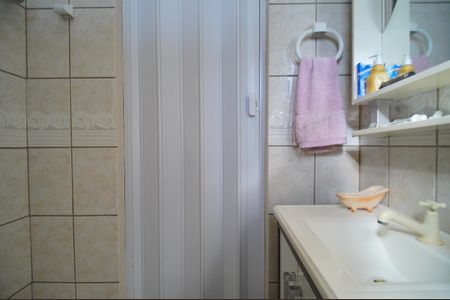 Casa para alugar com 130m², 2 quartos e 2 vagasBanheiro 1