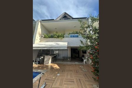 Casa à venda com 200m², 3 quartos e 1 vaga