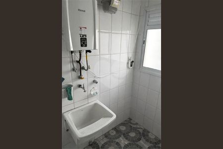 Apartamento à venda com 2 quartos, 56m² em Lapa, São Paulo