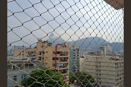 Apartamento à venda com 80m², 2 quartos e 2 vagas