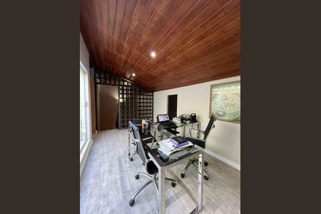 Casa à venda com 400m², 4 quartos e 3 vagas