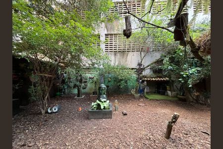 Casa à venda com 400m², 4 quartos e 3 vagas
