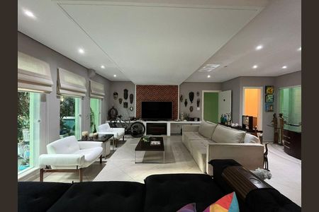 Casa à venda com 4 quartos, 400m² em Vila Floresta, Santo André