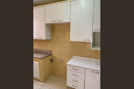 Apartamento à venda com 70m², 3 quartos e sem vaga