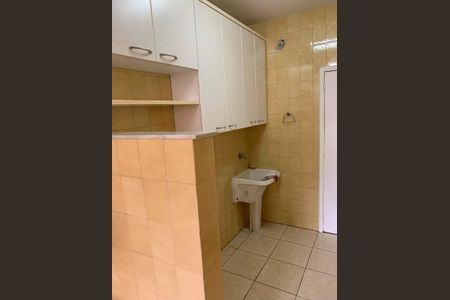 Apartamento à venda com 70m², 3 quartos e sem vaga