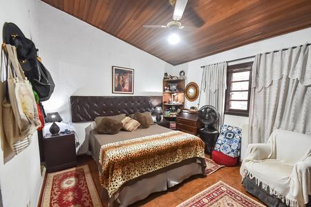 Casa à venda com 250m², 4 quartos e 1 vaga Casa à venda com 250m², 4 quartos e 1 vagaSuíte 1