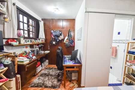 Casa à venda com 250m², 4 quartos e 1 vaga Casa à venda com 250m², 4 quartos e 1 vagaSuíte 2