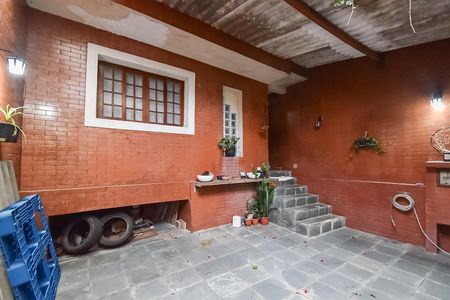Casa à venda com 250m², 4 quartos e 1 vaga Casa à venda com 250m², 4 quartos e 1 vagaGaragem