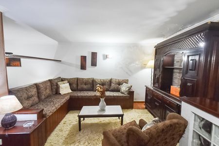 Casa à venda com 250m², 4 quartos e 1 vaga Casa à venda com 250m², 4 quartos e 1 vagaSala