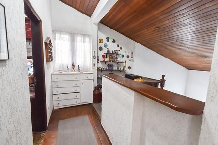 Casa à venda com 250m², 4 quartos e 1 vaga Casa à venda com 250m², 4 quartos e 1 vagaCorredor dos quartos