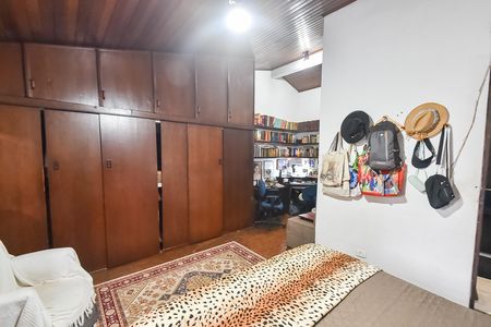 Casa à venda com 250m², 4 quartos e 1 vaga Casa à venda com 250m², 4 quartos e 1 vagaSuíte 1
