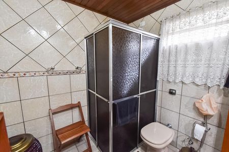 Casa à venda com 250m², 4 quartos e 1 vaga Casa à venda com 250m², 4 quartos e 1 vagaBanheiro da suíte 1