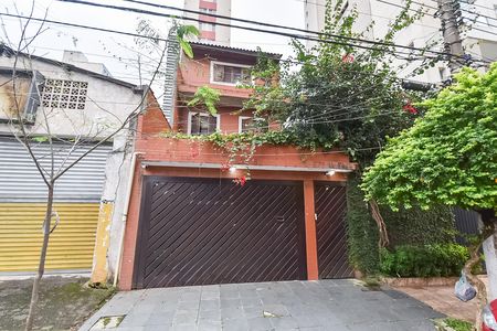 Casa à venda com 250m², 4 quartos e 1 vaga Casa à venda com 250m², 4 quartos e 1 vagaFachada