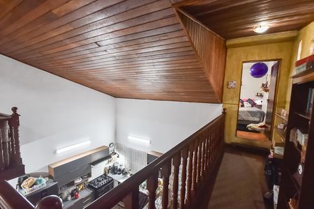 Casa à venda com 250m², 4 quartos e 1 vaga Casa à venda com 250m², 4 quartos e 1 vagaCorredor dos quartos