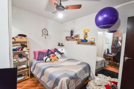 Casa à venda com 250m², 4 quartos e 1 vaga Casa à venda com 250m², 4 quartos e 1 vagaSuíte 2
