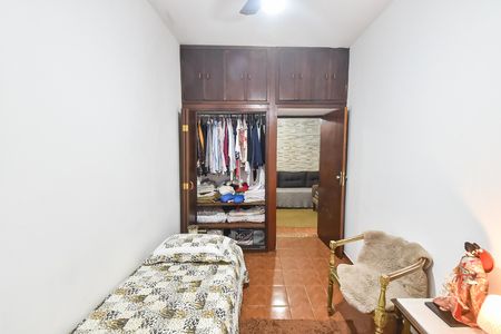 Casa à venda com 250m², 4 quartos e 1 vaga Casa à venda com 250m², 4 quartos e 1 vagaQuarto 1